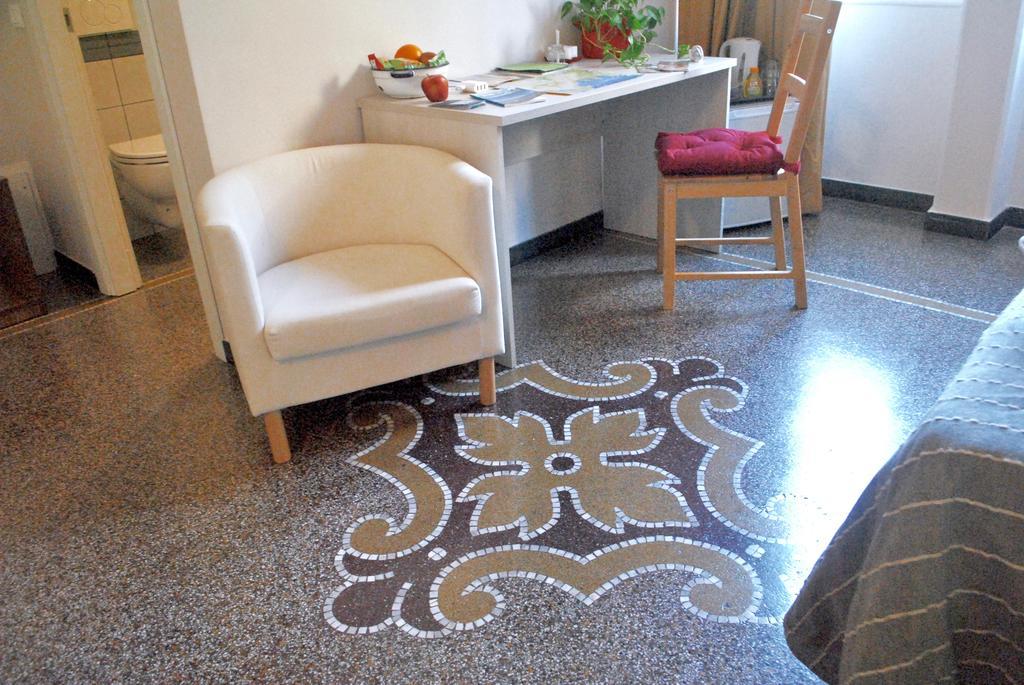 B&B Cernaia 42 Специя Екстериор снимка