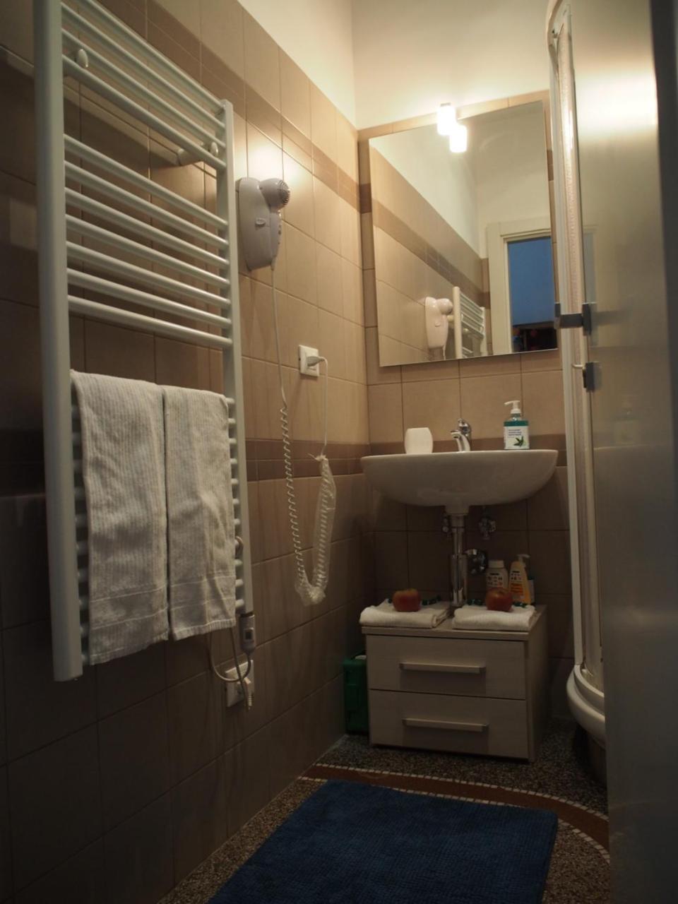 B&B Cernaia 42 Специя Екстериор снимка